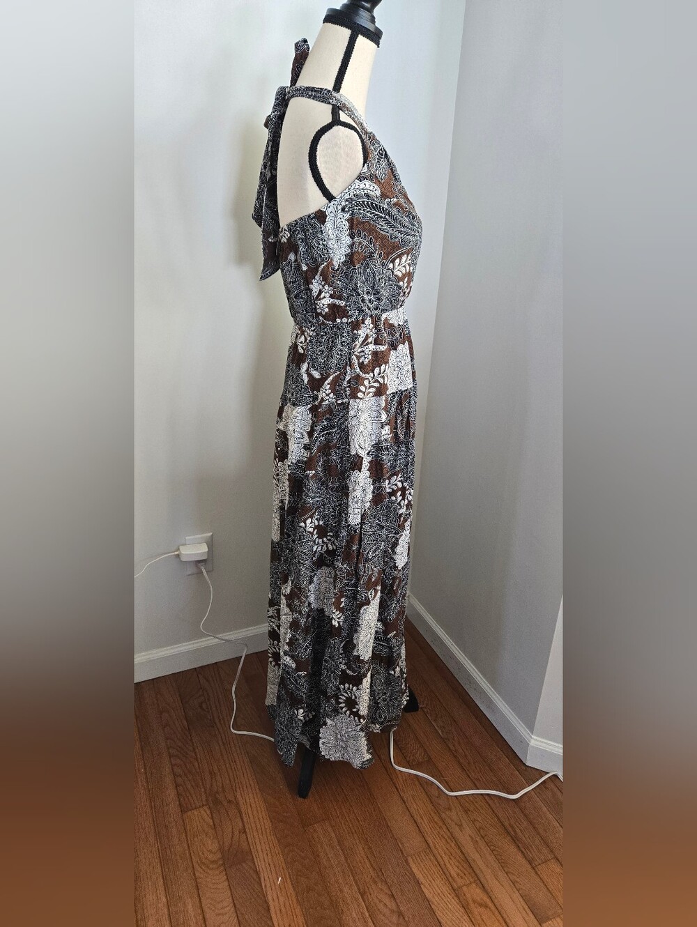 Loft Floral Halter Maxi Pocket Dress brown and white patterned floral New Nwt 2 - Picture 4 of 10